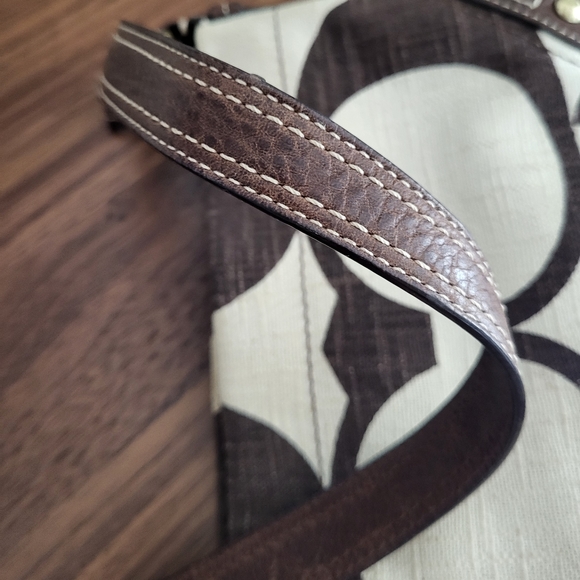 Coach Signature Summer Bagette Style Satchel - Picture 9 of 13